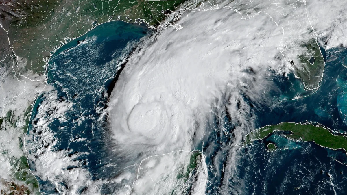 Hurricane Isaias strengthens to a Category 2 storm as it continues moving toward Gulf Coast