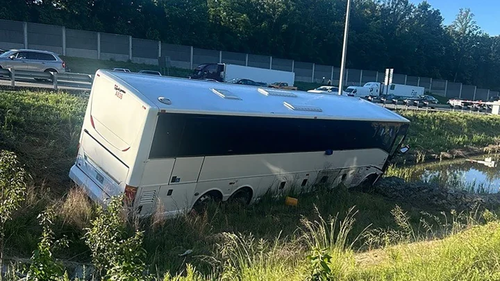 13-year-old, 7-year-old among 5 killed in massive crash on I-95 in Virginia: Police
