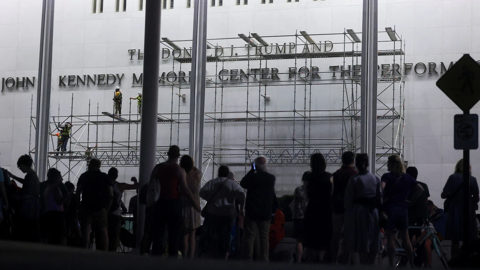 Kennedy Center misses deadline to remove Trump’s name as government asks for 12-hour extension