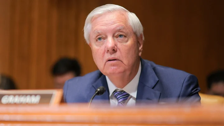 Senate overwhelmingly advances Russia sanctions bill named after Sen. Lindsey Graham