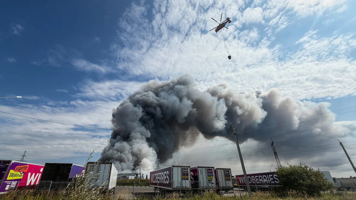 Moscow-fire-DB-260816_1786871296322_hpMain_16x9