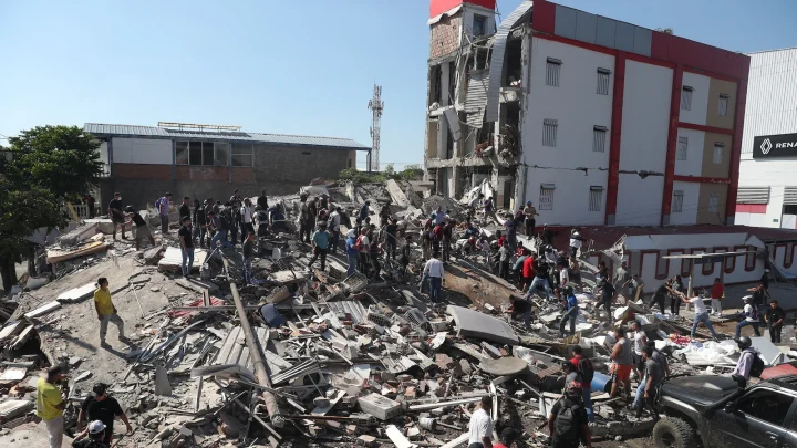 Colombia earthquake: Over 100 dead, people trapped in collapsed buildings, officials say