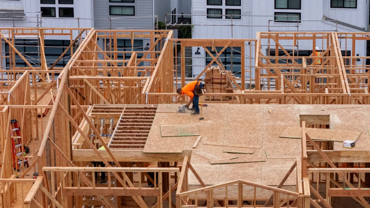 construction-1-rt-gmh-260806_1786024701307_hpMain_16x9