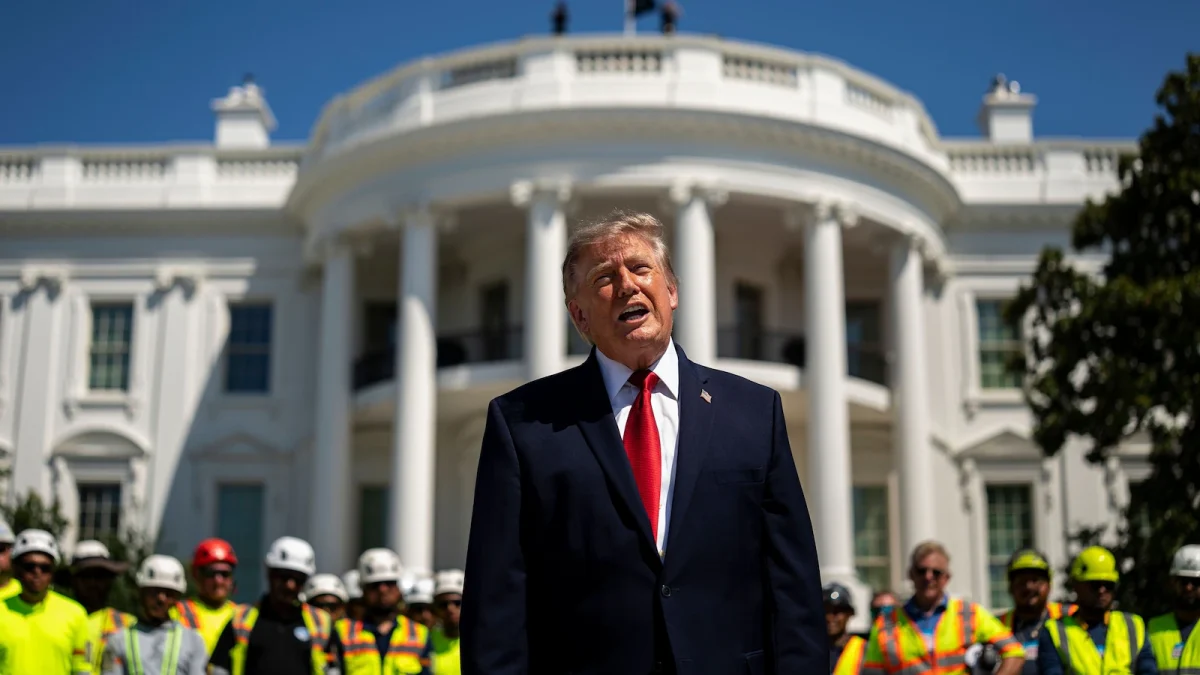 donald-trump-13-epa-gmh-260819_1787163690908_hpMain_16x9