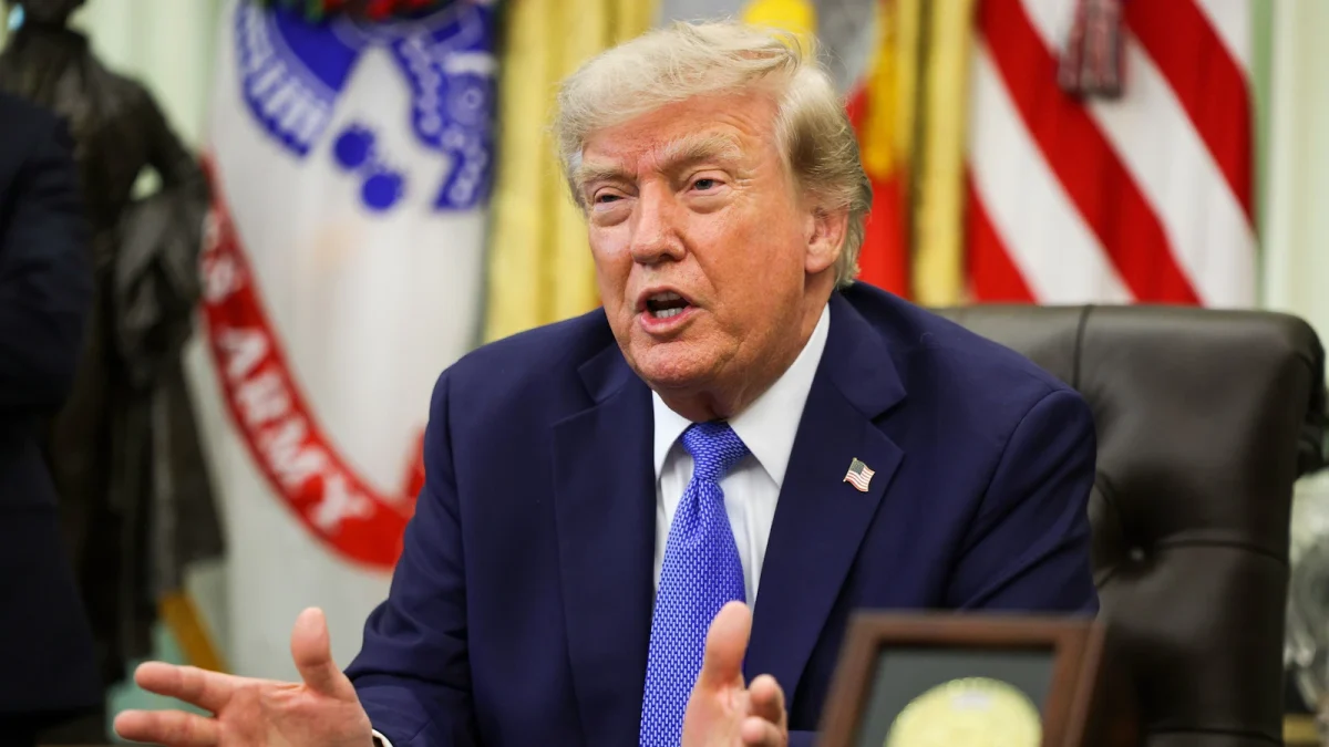 donald-trump-3-gty-gmh-260806_1786047904063_hpMain_16x9