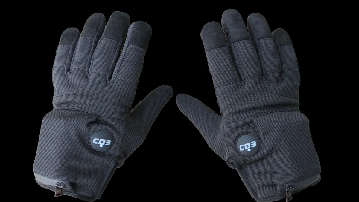 gloves-ht-er-260812_1786566225631_hpMain_16x9