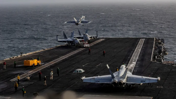 Gallego blames Trump administration for USS Lincoln conditions: ‘A true lack of leadership’