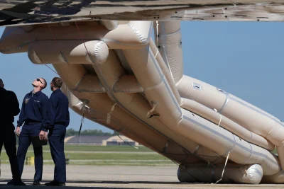 Inflatable slide deploys on Qatari-gifted Air Force One ahead of Trump’s Dallas trip