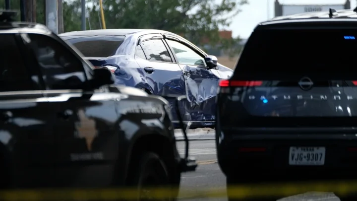 ICE officer shoots and injures man in Austin: Police