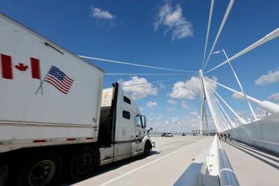 US-Canada trade war threatens economic fallout in key midterm states