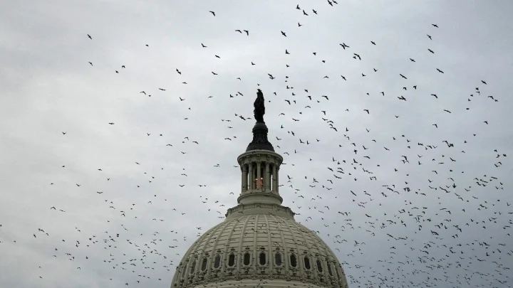 House passes funding bill, avoiding shutdown ahead of midterm elections