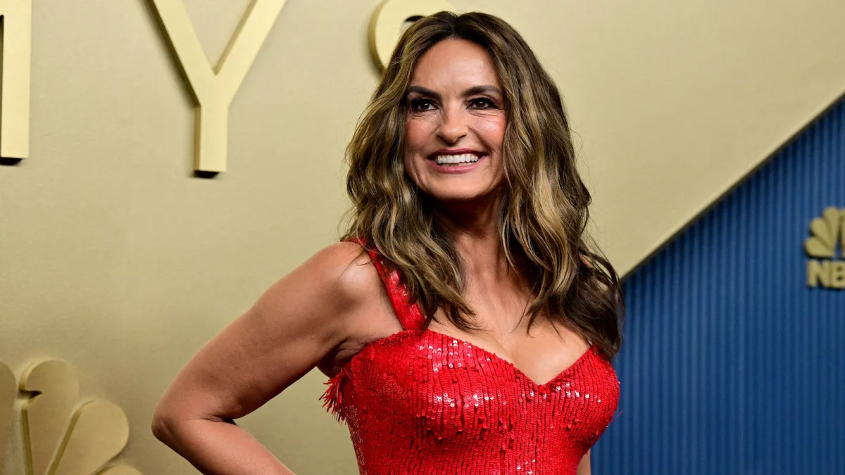 Emmys 2026: Live updates, winners, best moments