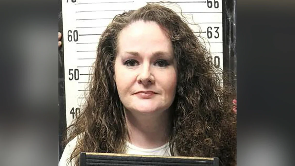 Christa Pike appeared to still be breathing after attempted execution in Tennessee, witnesses say